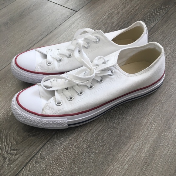 White Allstar Converse - Picture 2 of 4